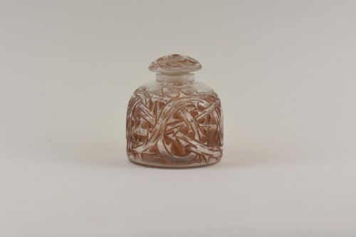 RENE LALIQUE EPINES PERFUME BOTTLE WITH RED STAINING - ADDITIONAL PHOTO 2