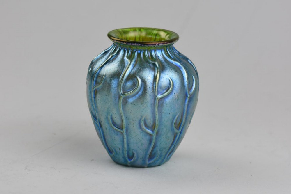 Art Nouveau glass Loetz iridescent vase in the Neptune design with silberisis décor.