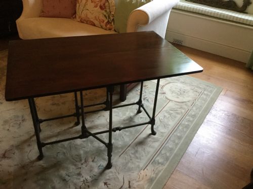spider leg supper table - CATEGORY: ANTIQUE TABLES - DATED 19TH CENTURY
