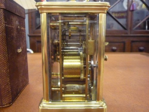 STRIKING CARRIAGE CLOCK 'HARRODS LTD LONDON MADE IN PARIS' - ADDITIONAL PHOTO 4