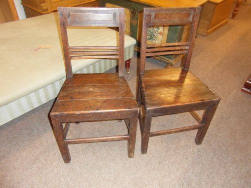 pair of english oak country chairs 17th century - CATEGORY: ANTIQUE CHAIRS - DATED 17TH CENTURY