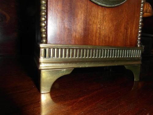 EDWARDIAN MAHOGANY AND BRASS 8 DAY TIMEPIECE - ADDITIONAL PHOTO 2