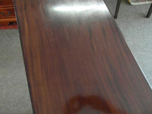 GEORGIAN MAHOGANY LOWBOY - ADDITIONAL PHOTO 1