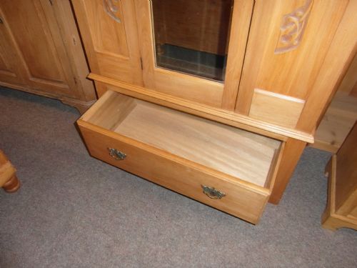 ART NOUVEAU SINGLE SATINWOOD AND PINE WARDROBE - ADDITIONAL PHOTO 1