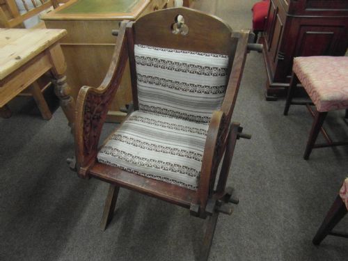 ANTIQUE PAIR GLASTONBURY OAK CHAIRS - ADDITIONAL PHOTO 1