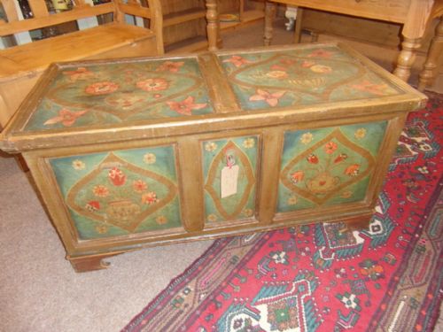 antique pine dowry chest 1823 - CATEGORY: ANTIQUE CHESTS - DATED 19TH CENTURY