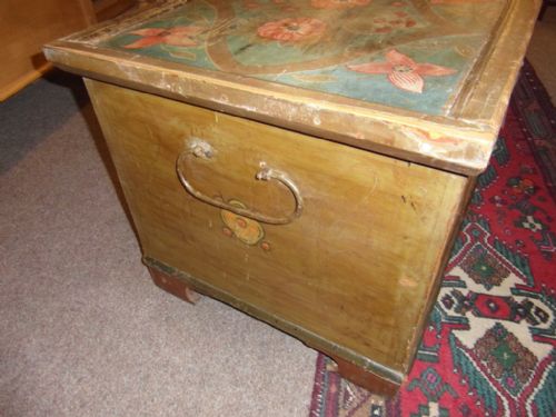 ANTIQUE PINE DOWRY CHEST 1823 - ADDITIONAL PHOTO 2