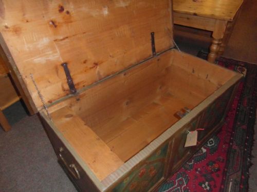 ANTIQUE PINE DOWRY CHEST 1823 - ADDITIONAL PHOTO 8