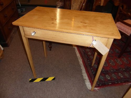 victorian pine side table - CATEGORY: ANTIQUE TABLES - DATED VICTORIAN