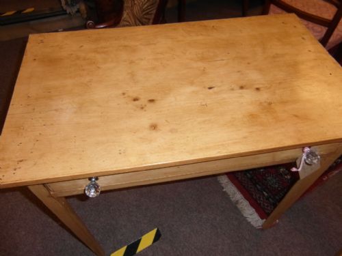 VICTORIAN PINE SIDE TABLE - ADDITIONAL PHOTO 2