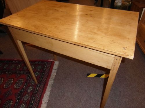 VICTORIAN PINE SIDE TABLE - ADDITIONAL PHOTO 3