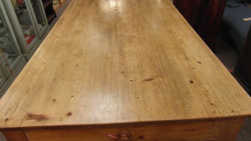 VICTORIAN PINE FARMHOUSE TABLE - ADDITIONAL PHOTO 4