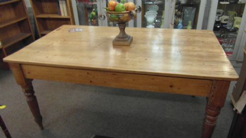 VICTORIAN PINE FARMHOUSE TABLE - ADDITIONAL PHOTO 5