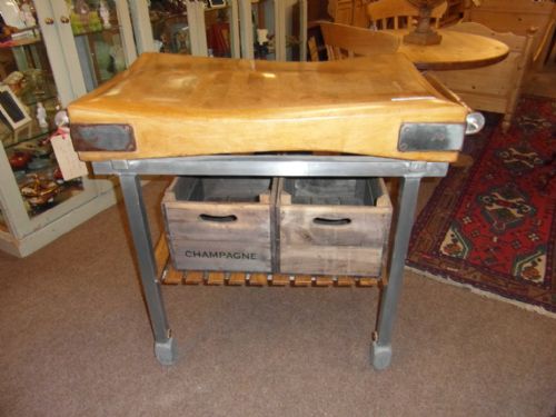 antique butchers block - CATEGORY: ANTIQUE MISCELLANEOUS - DATED VICTORIAN