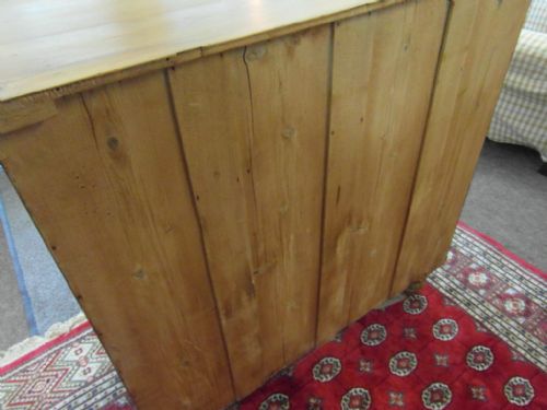 VICTORIAN PINE CHEST OF DRAWERS - ADDITIONAL PHOTO 2