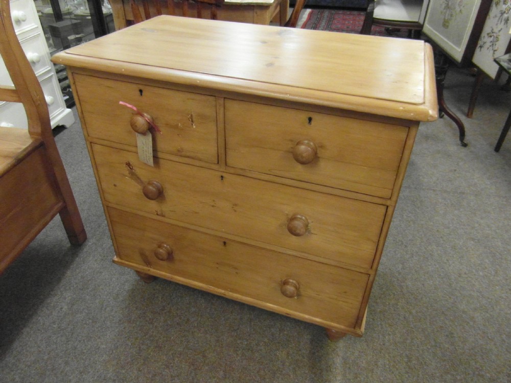 Small Victorian Pine Chest of Drawers View V
