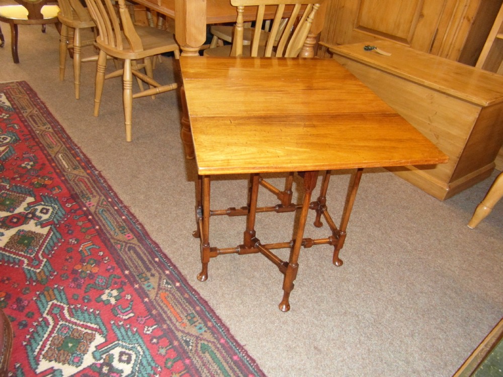 Georgian mahogany spider table , probably Gillows View VII
