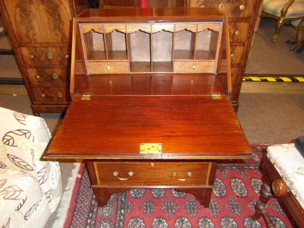 Edwardian Mahogany Bureau View V