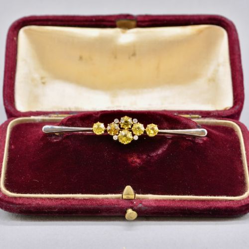 EDWARDIAN OLD EUROPEAN CUT YELLOW SAPPHIRE AND DIAMOND 18CT YELLOW GOLD BROOCH BOXED 309CTS