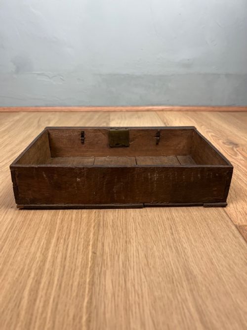 MINIATURE WALNUT CHEST OF DRAWERS CIRCA 1700 - ADDITIONAL PHOTO 9