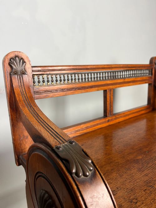MATCHED PAIR OF OAK AESTHETIC HALL BENCHES MADE BY SCHOOLBREAD - ADDITIONAL PHOTO 4