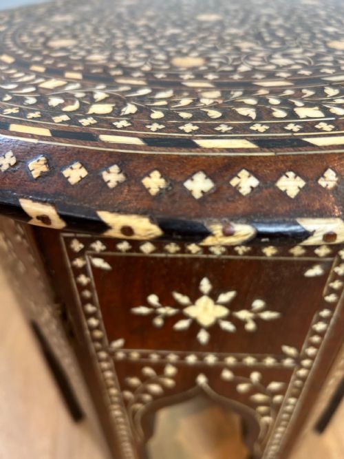 ANTIQUE INDIAN HOSHIARPUR TABLE - ADDITIONAL PHOTO 3