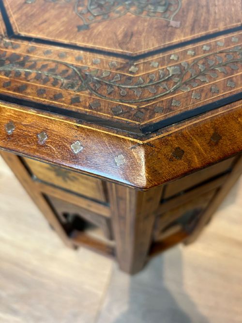 ANTIQUE INDIAN HOSHIARPUR TABLE - ADDITIONAL PHOTO 3