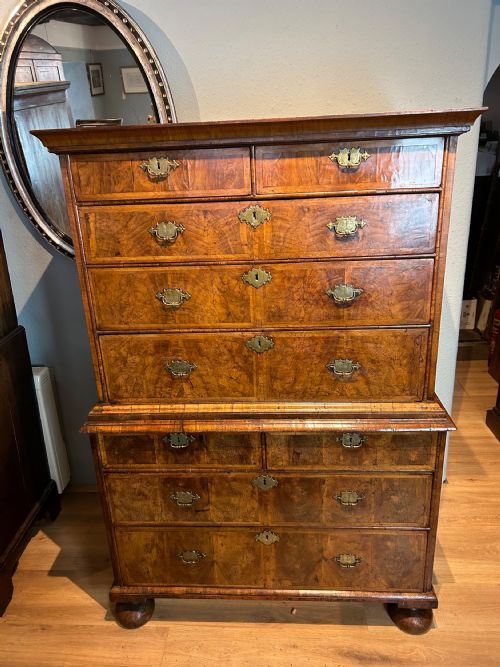 william and mary walnut tallboy - CATEGORY: ANTIQUE CHEST OF DRAWERS - DATED 18TH CENTURY