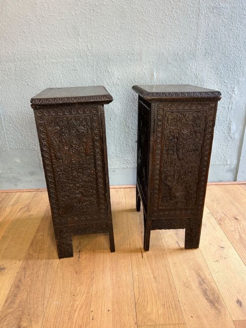 ANTIQUE PAIR OF ANGLO INDIAN OAK BEDSIDE CABINETS - ADDITIONAL PHOTO 1