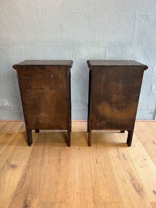 ANTIQUE PAIR OF ANGLO INDIAN OAK BEDSIDE CABINETS - ADDITIONAL PHOTO 4