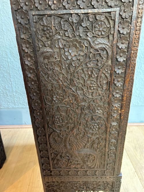 ANTIQUE PAIR OF ANGLO INDIAN OAK BEDSIDE CABINETS - ADDITIONAL PHOTO 6