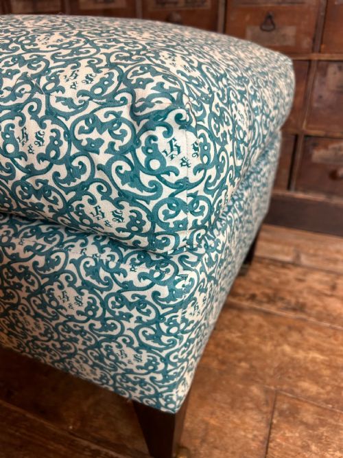 HOWARD SONS FOOT STOOL - ADDITIONAL PHOTO 3