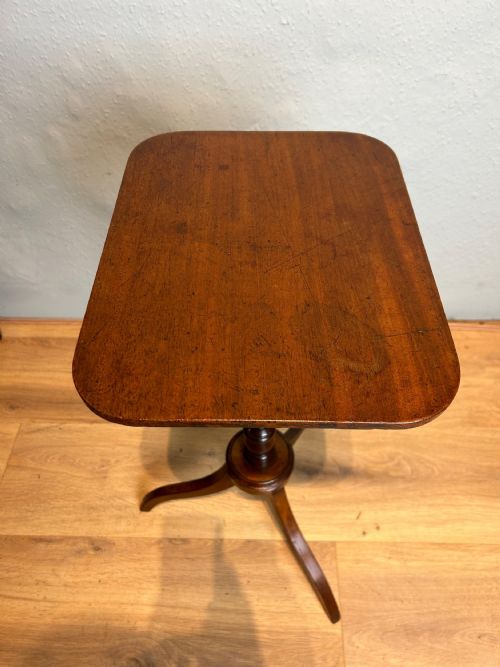 REGENCY MAHOGANY TRIPOD TABLE - ADDITIONAL PHOTO 2