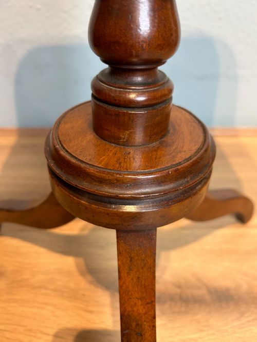 REGENCY MAHOGANY TRIPOD TABLE - ADDITIONAL PHOTO 5