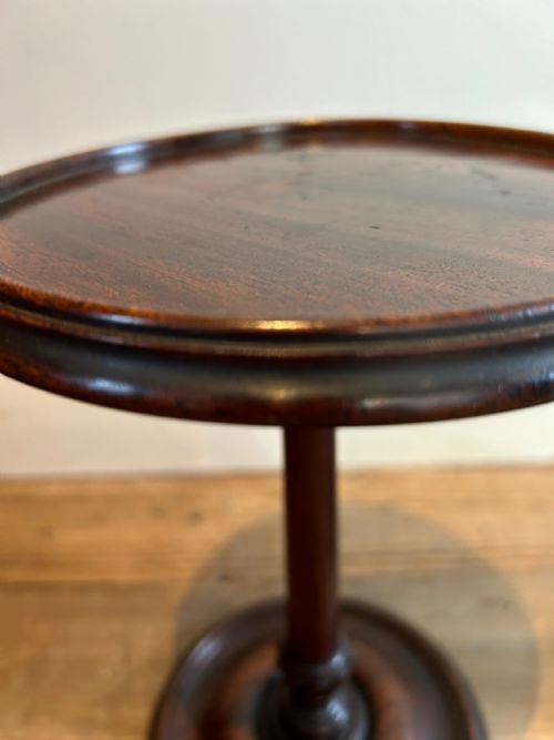 PAIR OF GEORGE 3RD MAHOGANY CANDLE STANDS - ADDITIONAL PHOTO 5