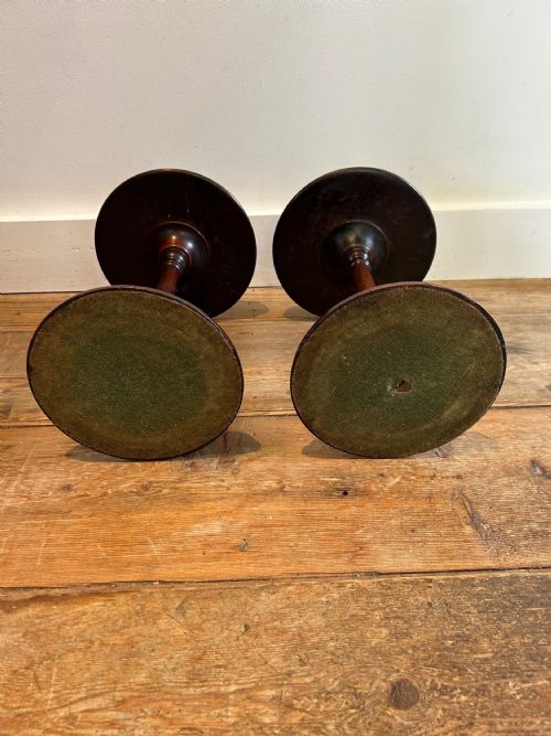 PAIR OF GEORGE 3RD MAHOGANY CANDLE STANDS - ADDITIONAL PHOTO 7