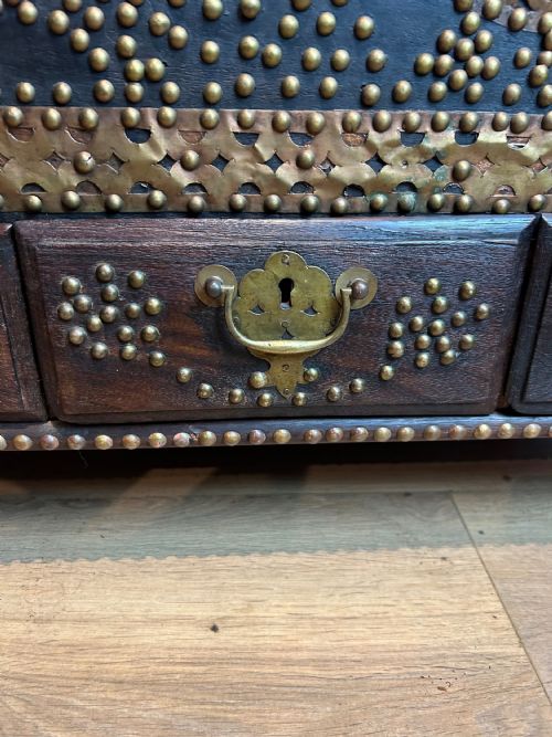 ZANZIBAR CHEST - ADDITIONAL PHOTO 6