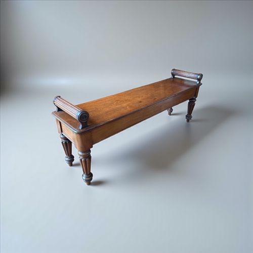 WILLIAM IV MAHOGANY HALL BENCH IN THE MANNER OF GILLOWS - ADDITIONAL PHOTO 2