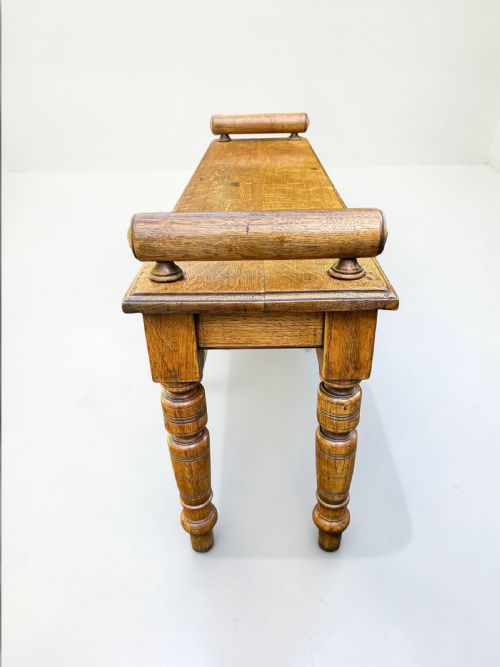 VICTORIAN OAK HALL BENCHWINDOW SEAT - ADDITIONAL PHOTO 2