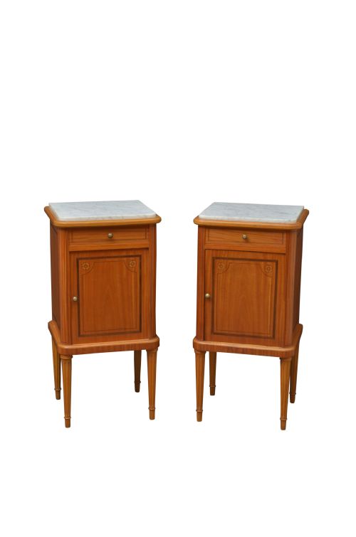 Excellent Pair of Satinwood Bedside Cupboards