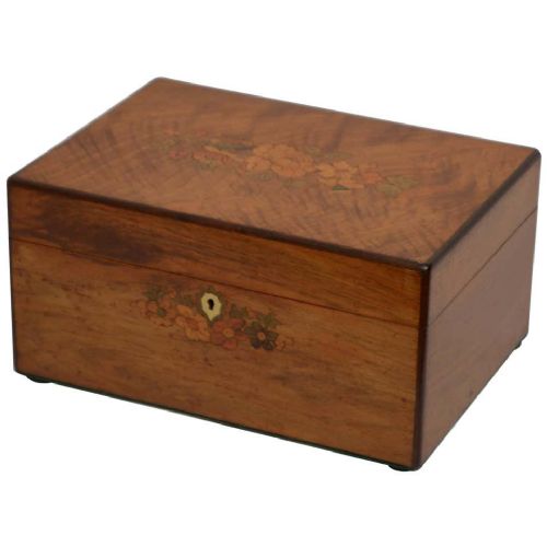 Victorian Figured Walnut and Inlaid Jewellery Box with a Tray