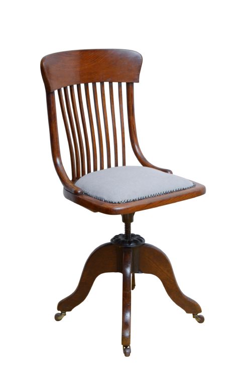 Early Xxth Century Solid Oak Office Chair Desk Chair