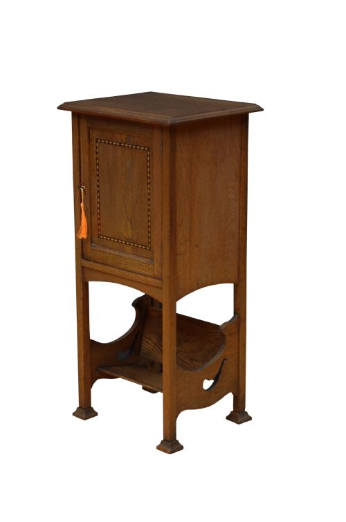 Arts and Crafts Bedside Cabinet in Oak