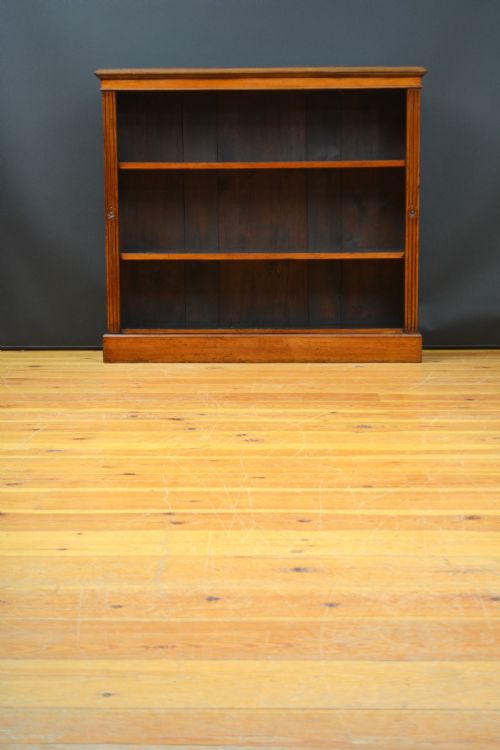 ENGLISH VICTORIAN OPEN BOOKCASE IN WALNUT LABELLED EDWARDS AND ROBERTS - ADDITIONAL PHOTO 1