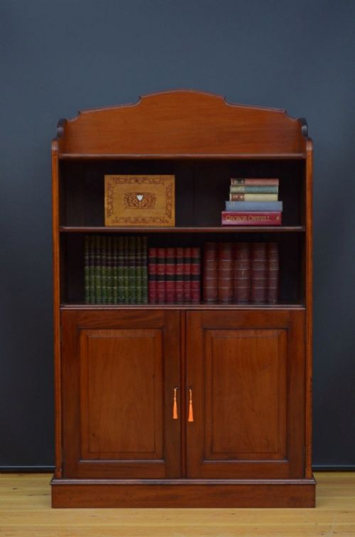VICTORIAN OPEN BOOKCASE IN SOLID MAHOGANY - ADDITIONAL PHOTO 1