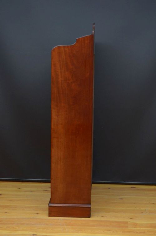 VICTORIAN OPEN BOOKCASE IN SOLID MAHOGANY - ADDITIONAL PHOTO 8