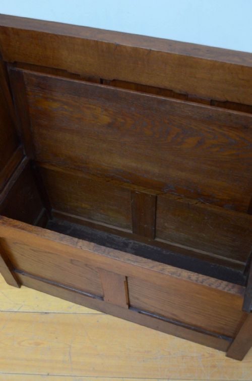 GOTHIC REVIVAL OAK HALL BENCH - ADDITIONAL PHOTO 9