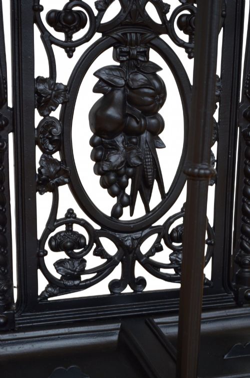 LARGE CAST IRON UMBRELLA STAND VICTORIAN BLACK - ADDITIONAL PHOTO 5