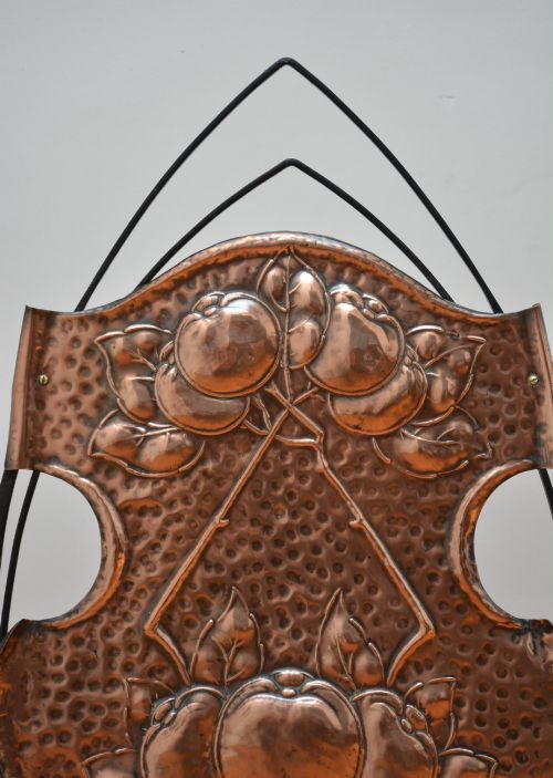 ARTS AND CRAFTS FIRE SCREEN - ADDITIONAL PHOTO 1