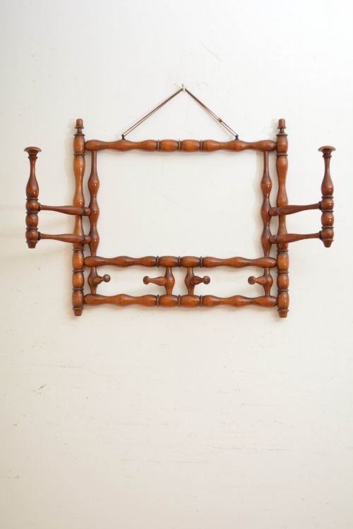 TURN OF THE CENTURY COAT RACK COAT HOOKS - ADDITIONAL PHOTO 1